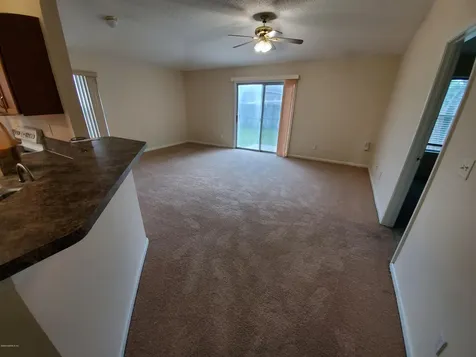 3432 International Village Drive W Jacksonville FL 32277