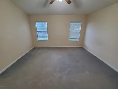 3432 International Village Drive W Jacksonville FL 32277