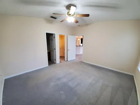3432 International Village Drive W Jacksonville FL 32277