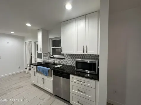 7335 Floral Ridge Drive Jacksonville FL 32277