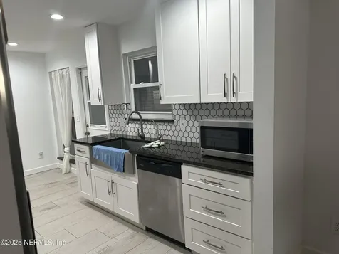 7335 Floral Ridge Drive Jacksonville FL 32277