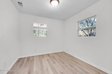 2811 Myrtis Road Jacksonville FL 32218