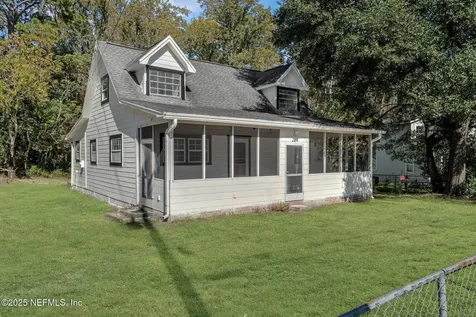 2811 Myrtis Road Jacksonville FL 32218