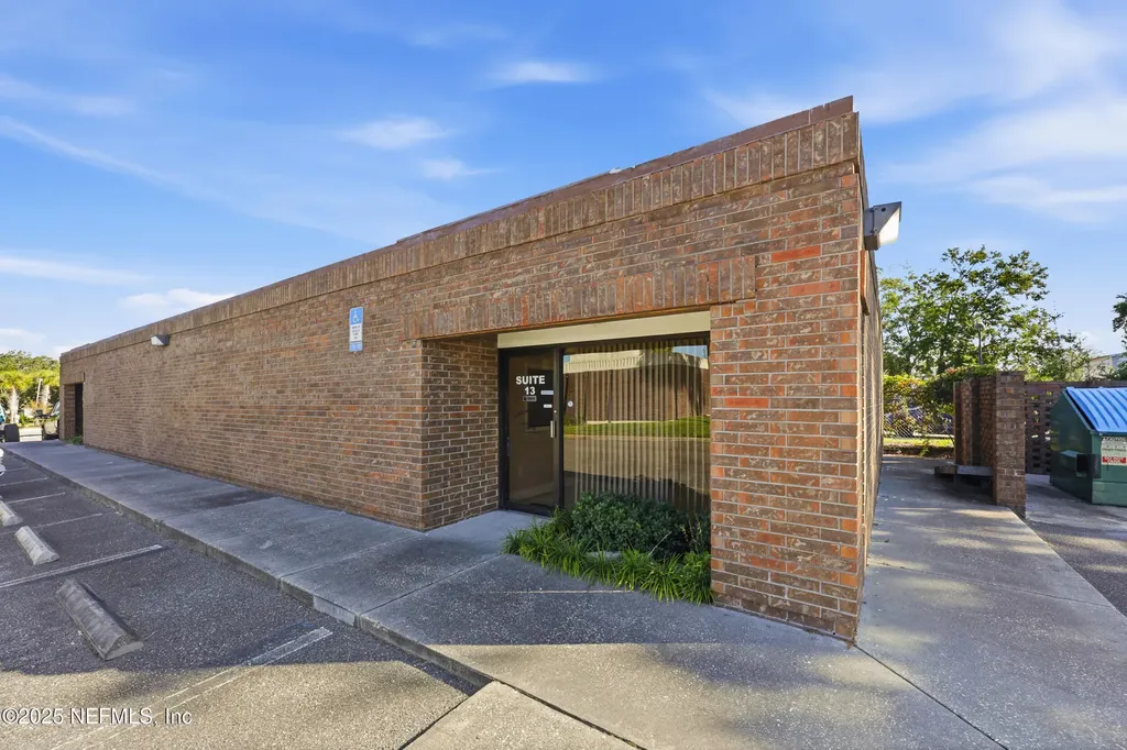 2140 Kingsley Avenue Orange Park FL 32073