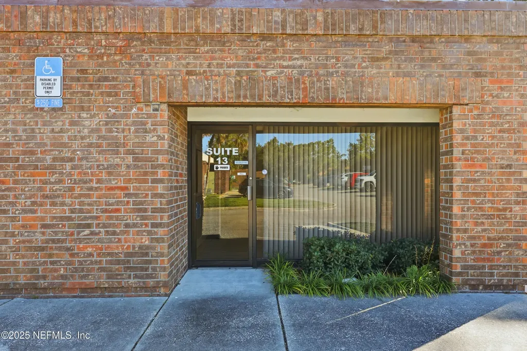 2140 Kingsley Avenue Orange Park FL 32073