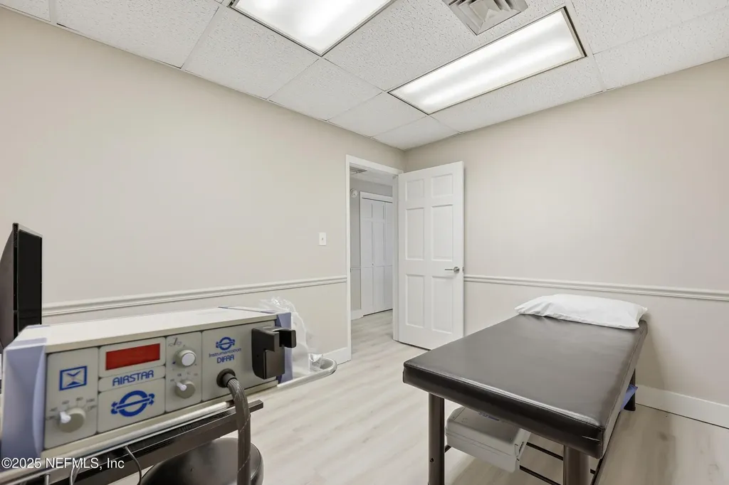 2140 Kingsley Avenue Orange Park FL 32073