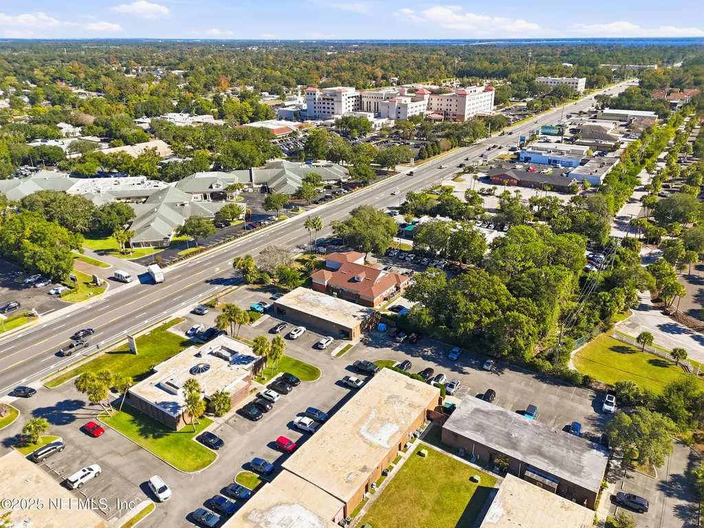 2140 Kingsley Avenue Orange Park FL 32073
