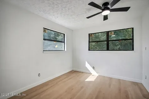 8808 Norfolk Boulevard Jacksonville FL 32208