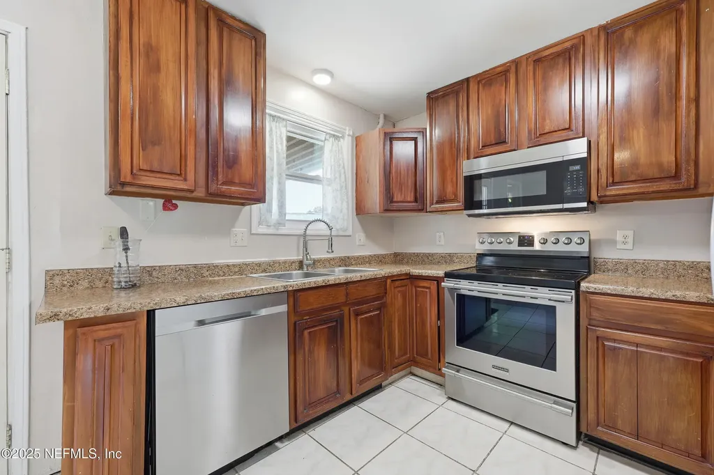 1440 Waco Court Orange Park FL 32065