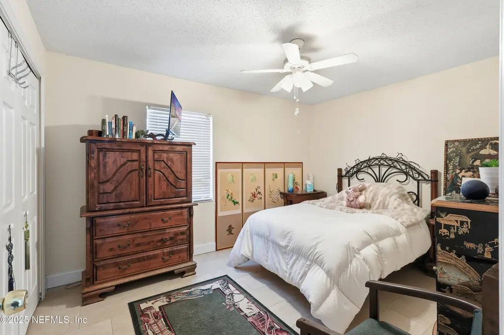 711 Grove Avenue Holly Hill FL 32117