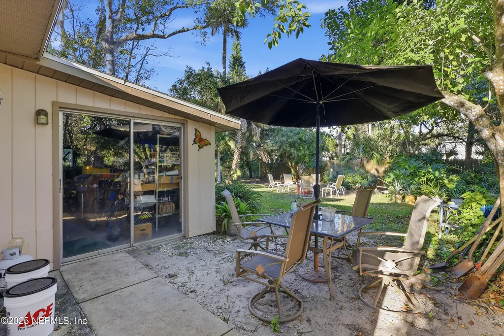 711 Grove Avenue Holly Hill FL 32117