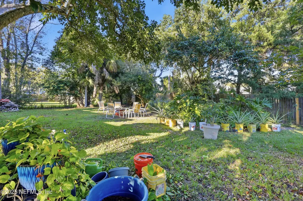 711 Grove Avenue Holly Hill FL 32117