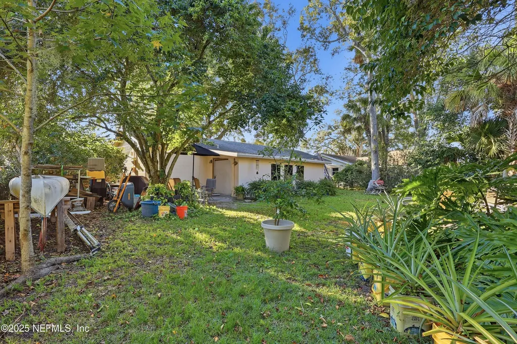 711 Grove Avenue Holly Hill FL 32117