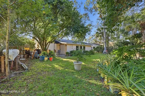 711 Grove Avenue Holly Hill FL 32117