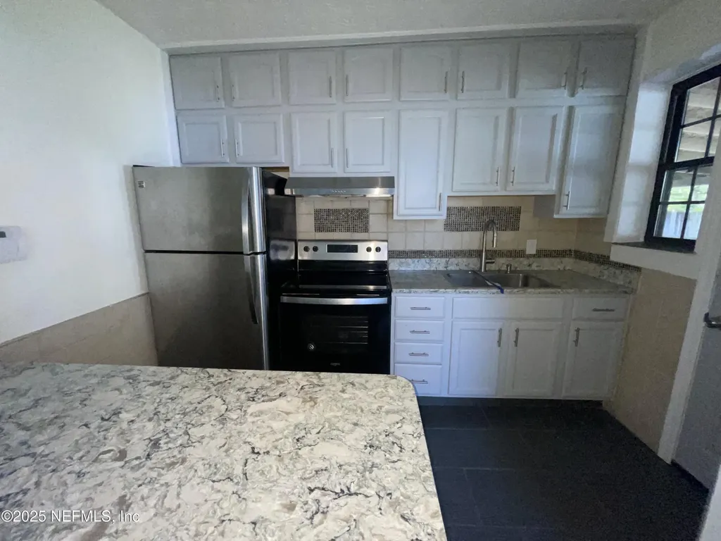 4651 Blount Avenue Jacksonville FL 32210