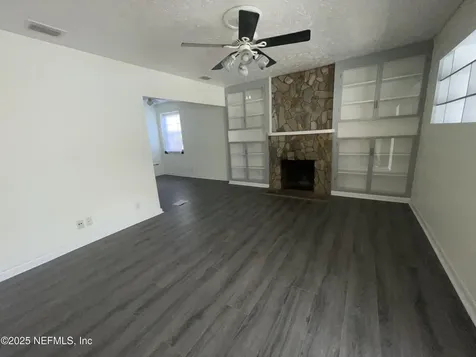 4651 Blount Avenue Jacksonville FL 32210