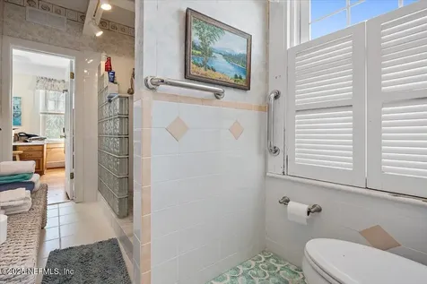 517 Beach Avenue Atlantic Beach FL 32233