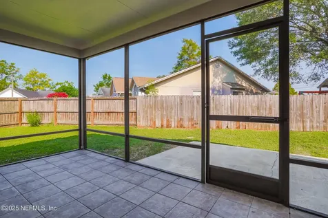 7453 Amandas Crossing Drive N Jacksonville FL 32244