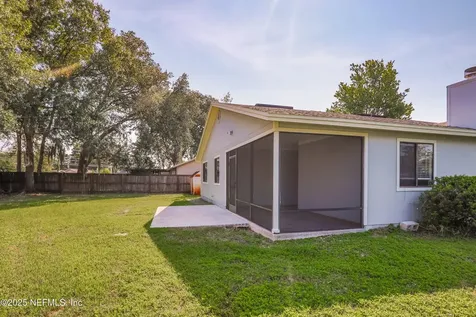 7453 Amandas Crossing Drive N Jacksonville FL 32244