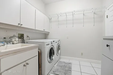 5203 Hillview Lane Orlando FL 32819