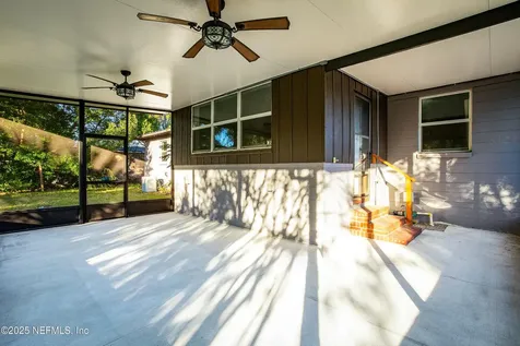 3146 Plumtree Drive Jacksonville FL 32277