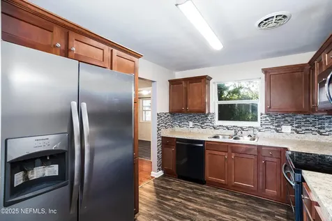 3146 Plumtree Drive Jacksonville FL 32277