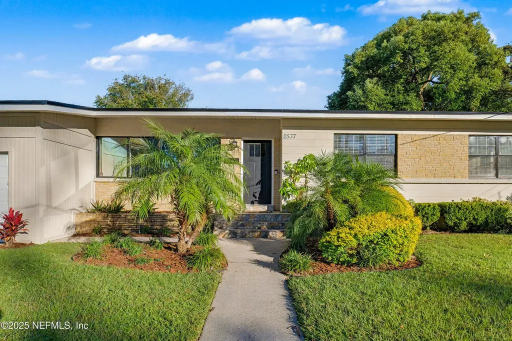 2537 Buttonwood Drive Jacksonville FL 32216