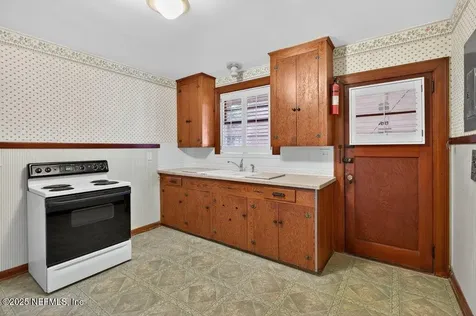 1111 Inwood Terrace Jacksonville FL 32207
