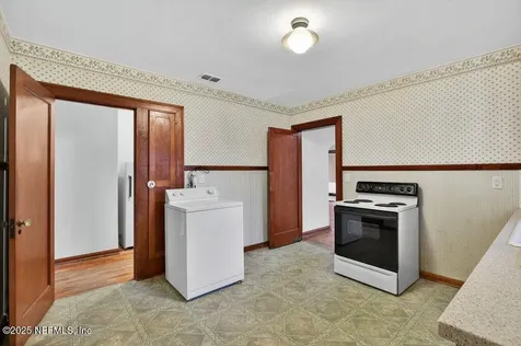 1111 Inwood Terrace Jacksonville FL 32207
