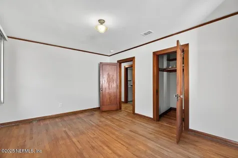 1111 Inwood Terrace Jacksonville FL 32207