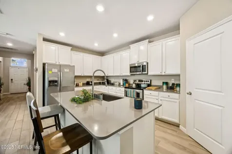 7581 Rock Brook Drive Jacksonville FL 32222