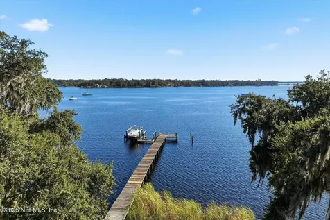 14566 Longview Drive S Jacksonville FL 32223