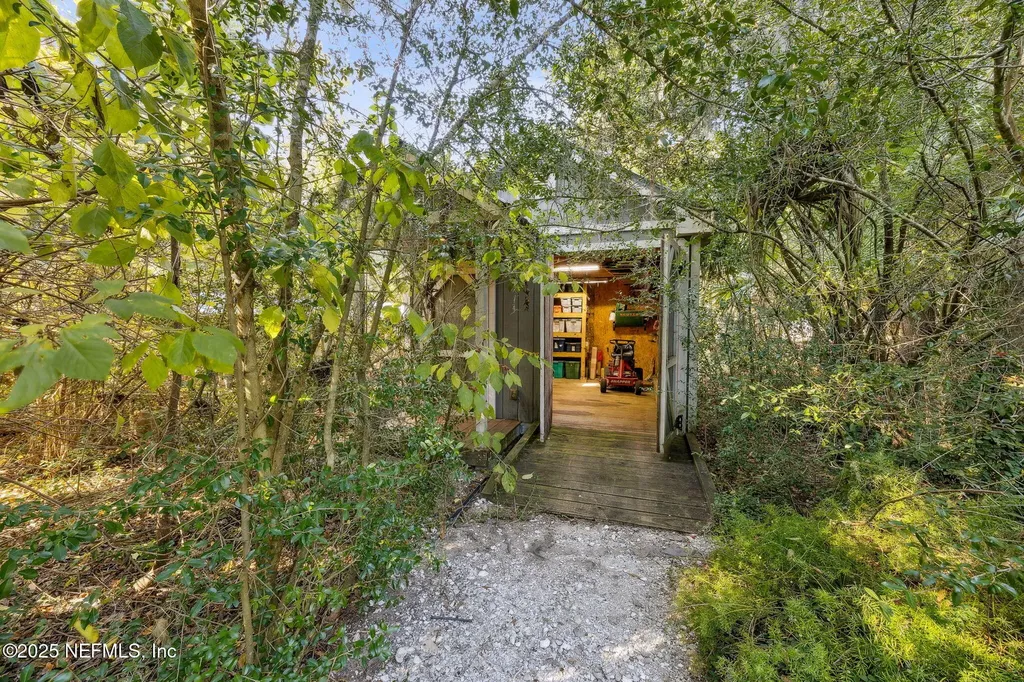 97535 Pirates Point Road Yulee FL 32097