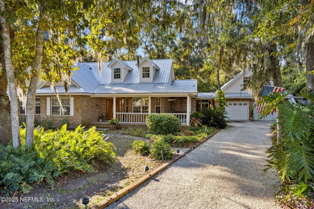 97535 Pirates Point Road Yulee FL 32097