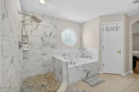525 Hardeeville Court Jacksonville FL 32218