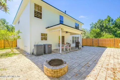 525 Hardeeville Court Jacksonville FL 32218