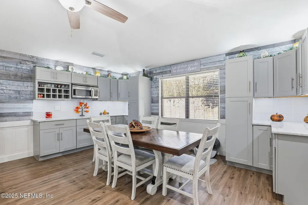 8499 Bandera Circle W Jacksonville FL 32244