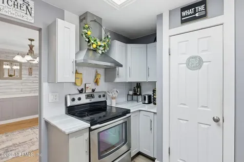 8499 Bandera Circle W Jacksonville FL 32244