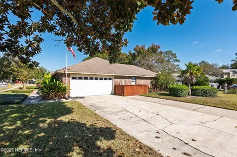 8499 Bandera Circle W Jacksonville FL 32244