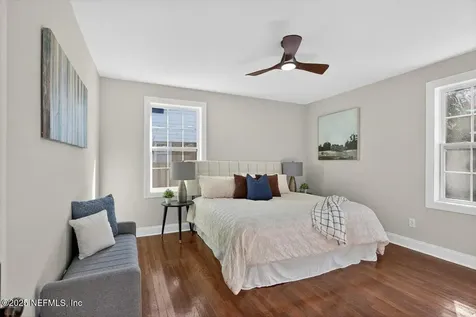 1550 Parrish Place Jacksonville FL 32205