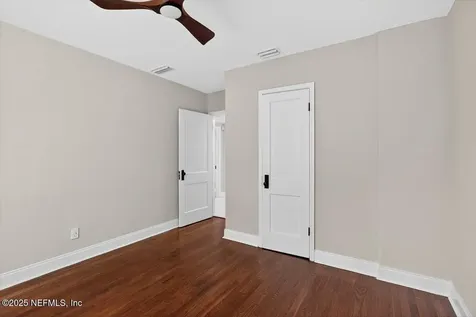 1550 Parrish Place Jacksonville FL 32205