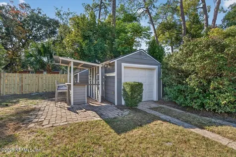 1550 Parrish Place Jacksonville FL 32205