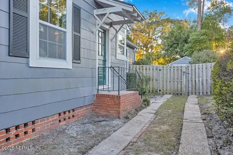 1550 Parrish Place Jacksonville FL 32205