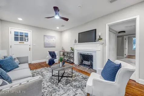1550 Parrish Place Jacksonville FL 32205