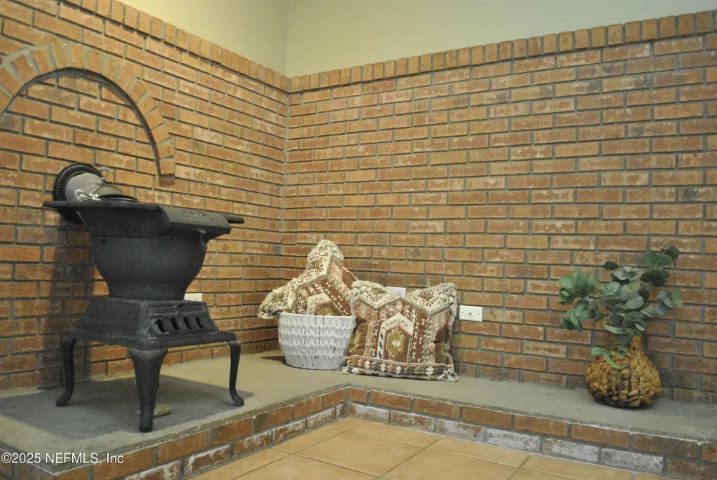 2819 N Sixth Street St. Augustine FL 32084
