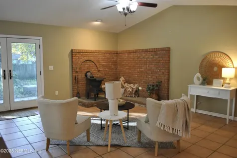 2819 N Sixth Street St. Augustine FL 32084