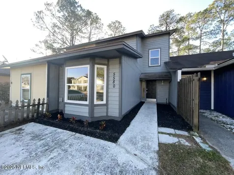 5580 Cabot Drive N Jacksonville FL 32244