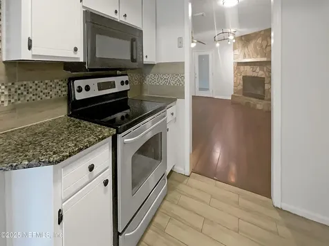 5580 Cabot Drive N Jacksonville FL 32244