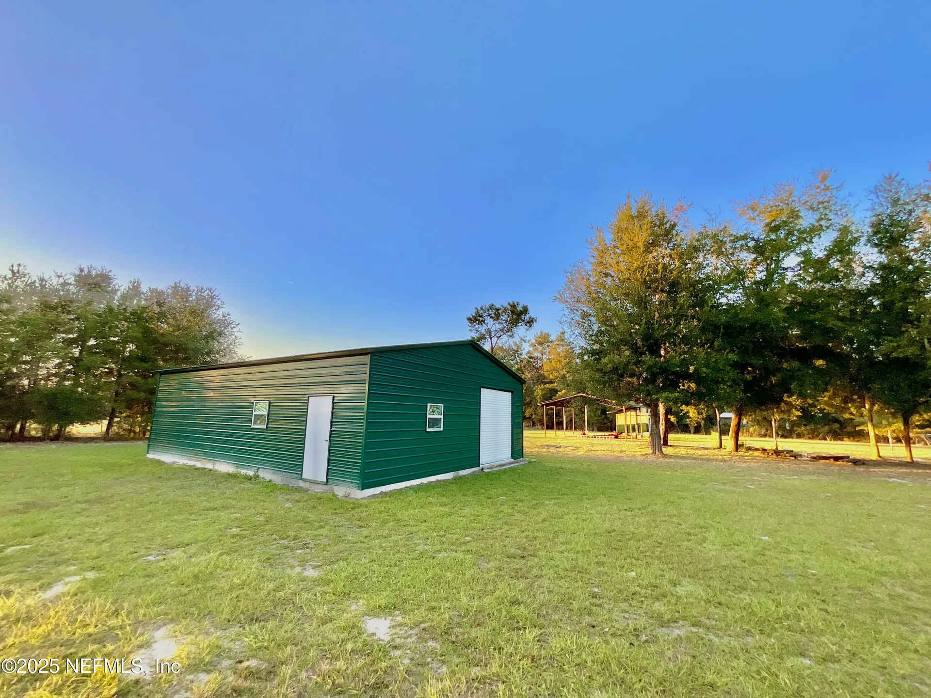 383 N State Road 21 Hawthorne FL 32640