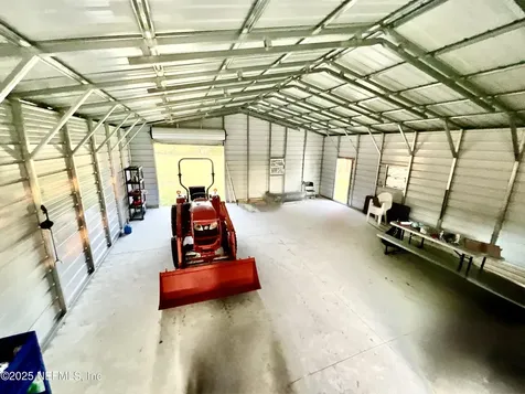 383 N State Road 21 Hawthorne FL 32640